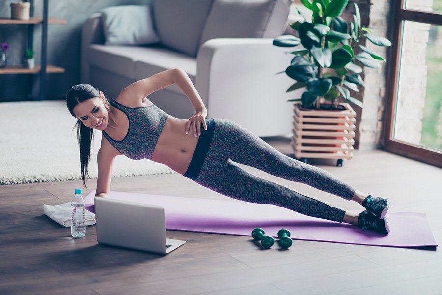 Exercice Fitness Un Programme D Entrainement A Domicile Pour Perdre Du Poids Yaatoo