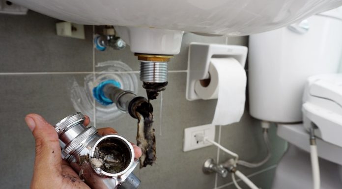 Solutions naturelles pour déboucher un drain